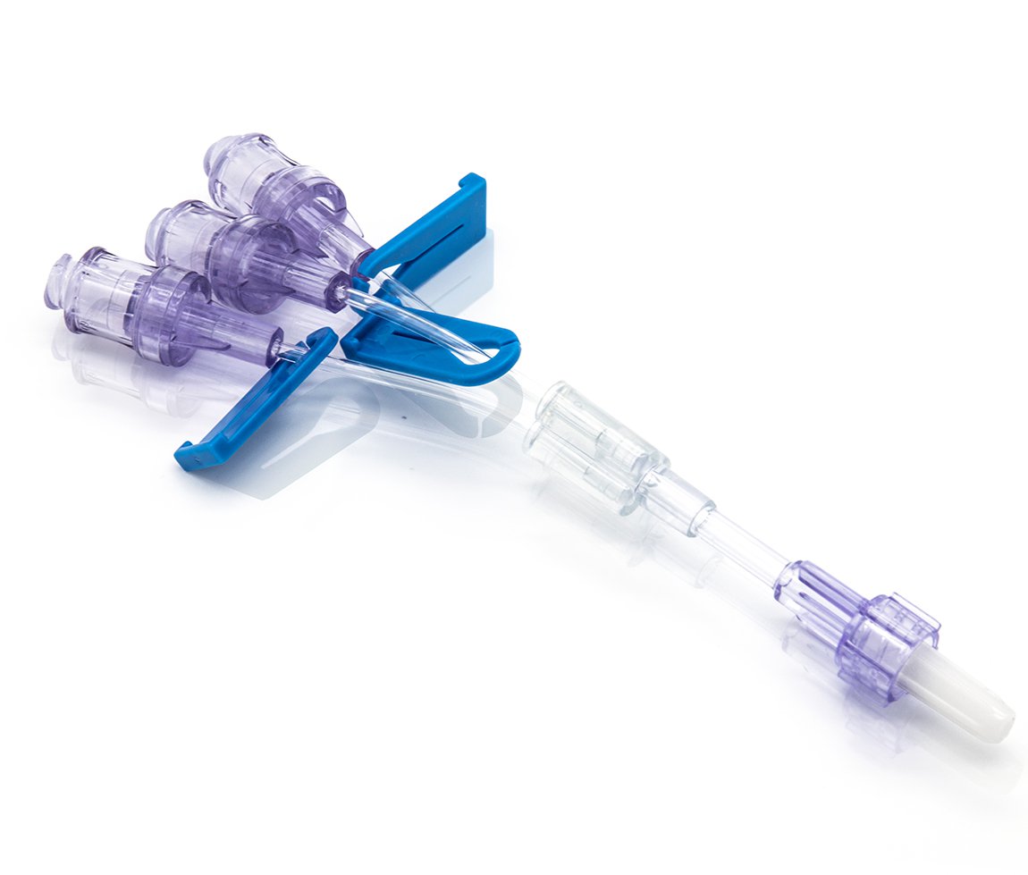 Infusion Set With Needleless Adapters